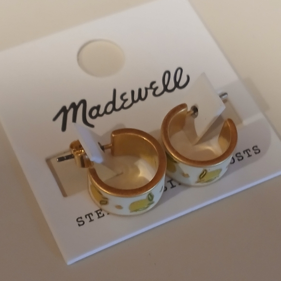 🍋Madewell 🍋Beautiful Enameled Lemon🍋 Huggie Post Earring - Picture 4 of 10